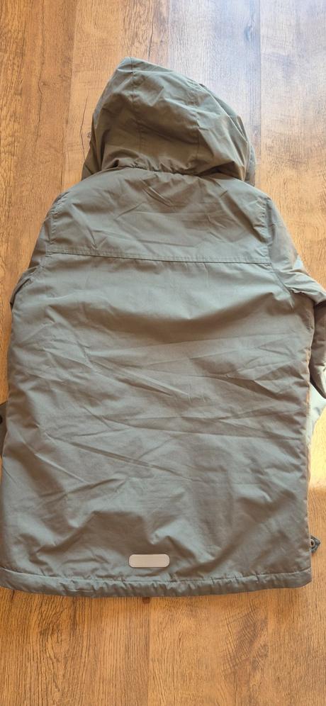 Zimna bunda, authority,164