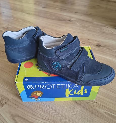 Protetika kargo navy, protetika,36