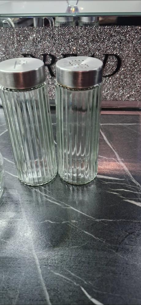 Sklenene karafky, solnicka korenicka., 