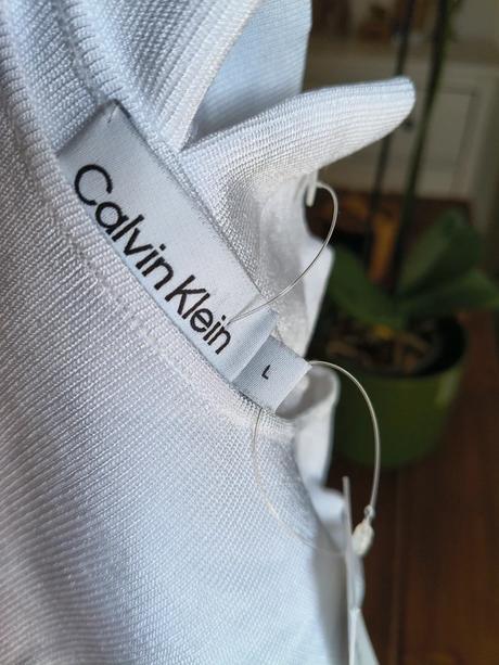 Calvin klein nový top s odhaleným chrbtom m-l, calvin klein,l / m