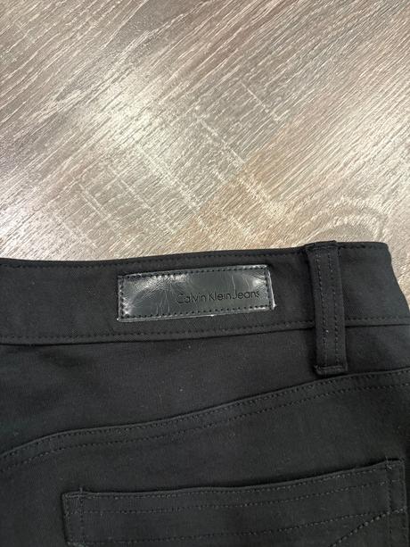 Calvin klein jeans cierne nohavice č.s, calvin klein,s
