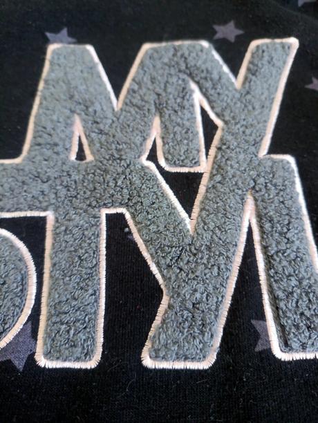 Predĺžená mikina 134-140 / na 8-10 r. - výborný st, 134