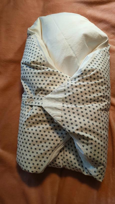 Perová zavinovačka/ perinka evy kiedroňovej 80x80c, 