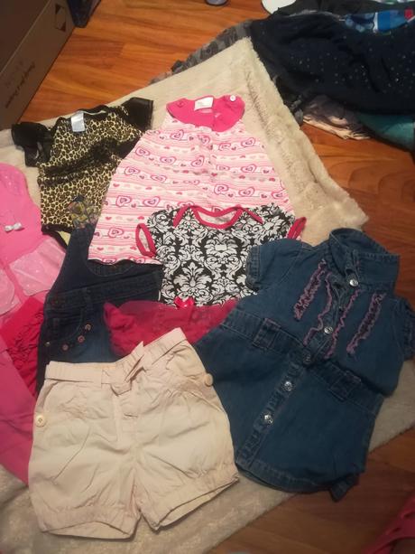 Balik dievča veľ. 74-80 už aj s poštou 24 ks, 68–80