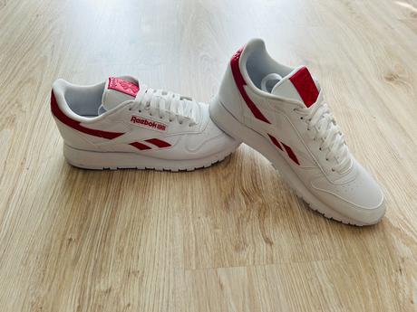 Skvelé a pohodlné tenisky značky reebok, pc 90 eur, reebok,42