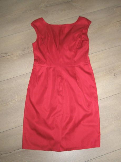 Spoločenské šaty červené, 40