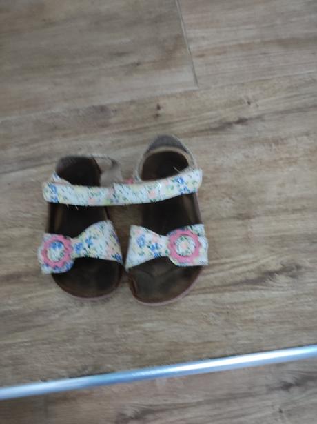 Sandále, f&f,24