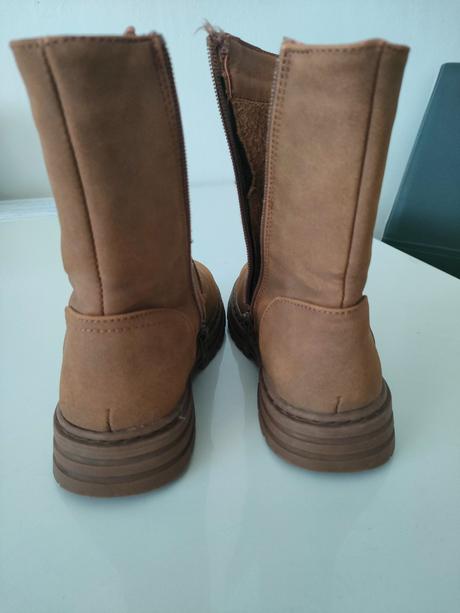 Čižmy, reserved,31