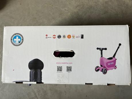 Mini micro deluxe plus pink odrazadlo a kolobezka,