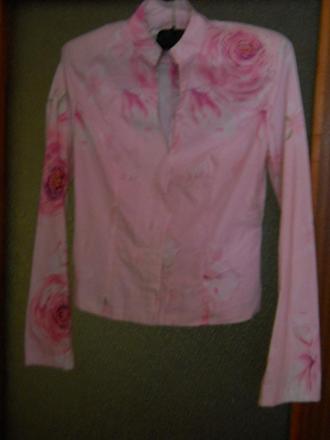 Málo nosené kvietkované sako, 36