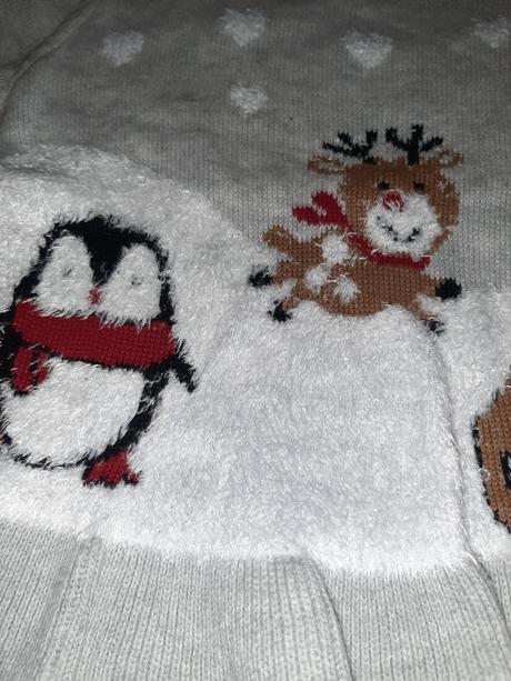 Svetrik s volanom 62/68, lupilu,62