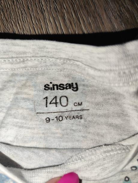 Dinosaurové tričko, sinsay,134