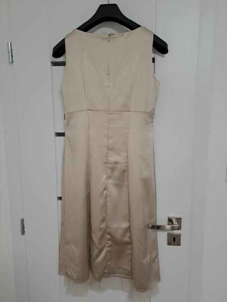 Luxusne damske saty, bandolera,38