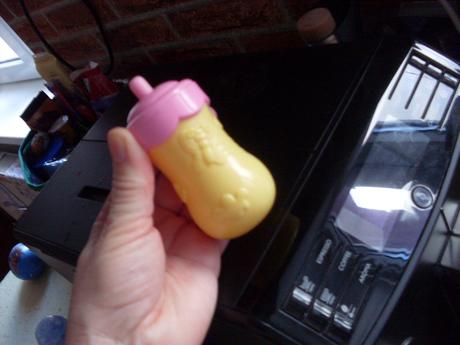 Flaška pre bábiku, 