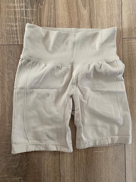 Leginove šortky, fishbone,xs