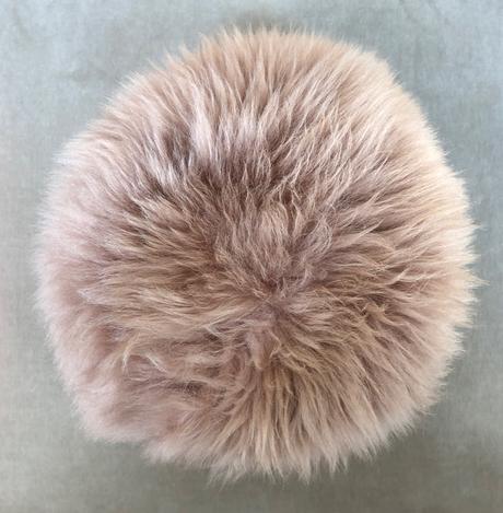 Dámska kožušinová čiapka, s