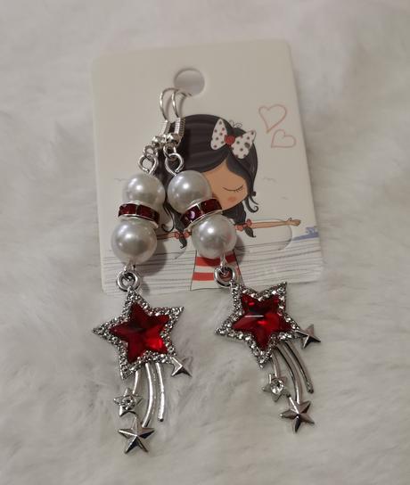 Náušnice s kométou,