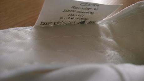 Šiltovka s trblietkami, 128