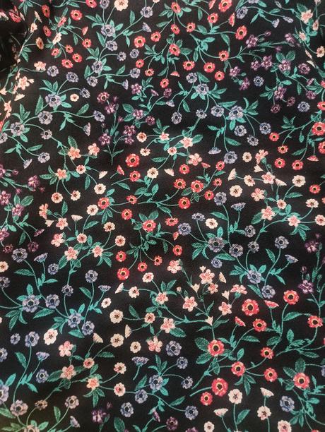 26_ saty_ kvietkovane_46, yessica,46