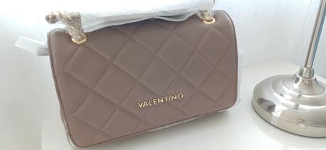 Valentino kabelka, valentino