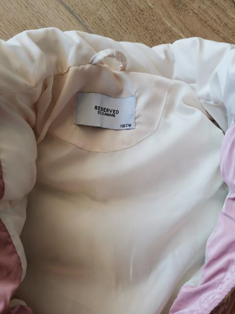 Vatovaná vesta v. 110, reserved,110