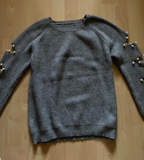 Sveter s perlickami, s