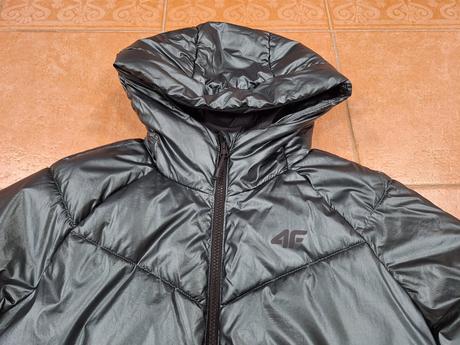 Zimná metalická bunda 4f, s