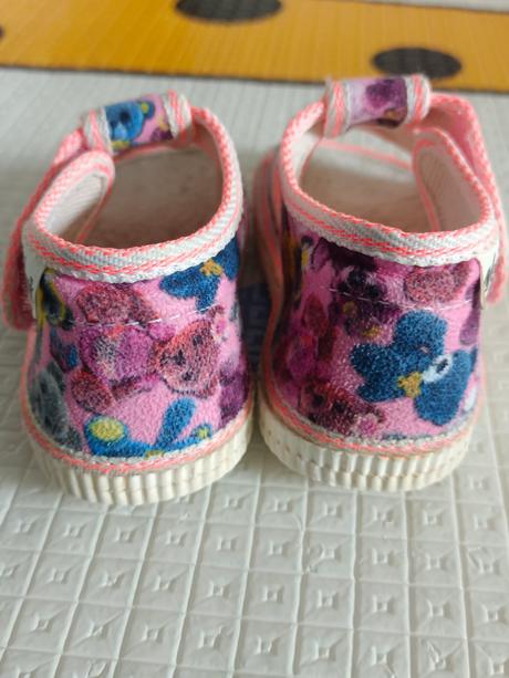 Papucky manik 20, manik,20