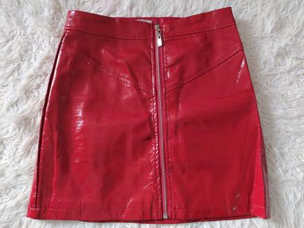 Kožená minisukna, 36