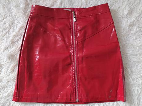Kožená minisukna, 36