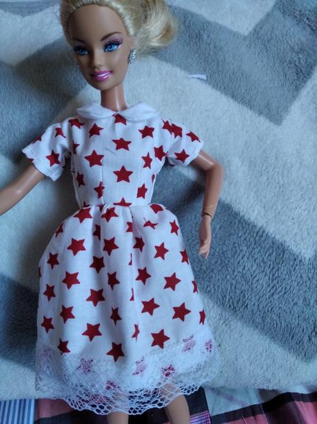 Šaty barbie,