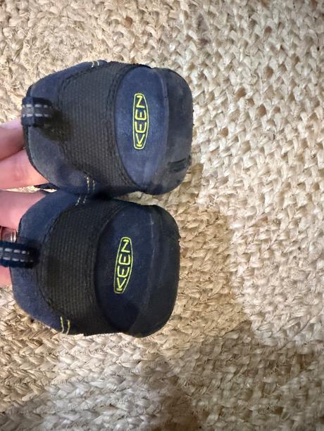 Tenisky keen, keen,30