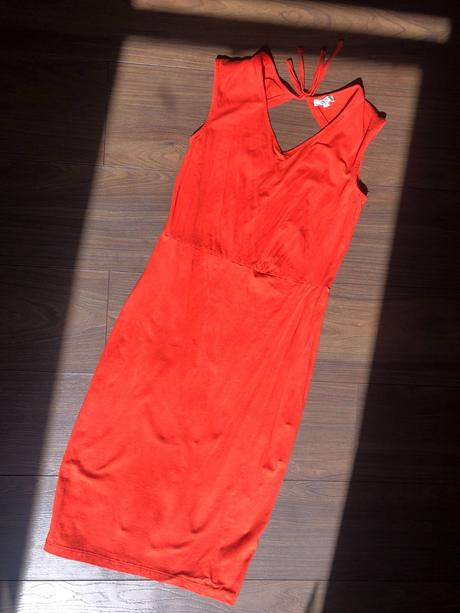 Nenosené elegantné šaty veľkosť l, ovs,l