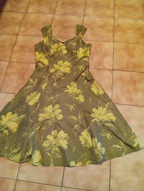 Krásne šaty so sakom, netradičná olivová farba, 46