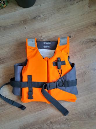 Záchranná vesta, s