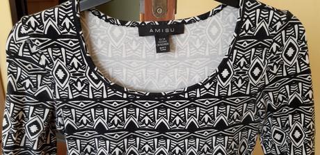 Vzorované šaty, amisu,34