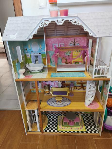 Domček pre bábiky, 