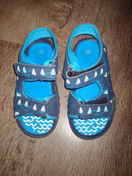 Sandálky 26, 26