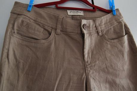 Dámske hnedé slim rifle c&a, xl