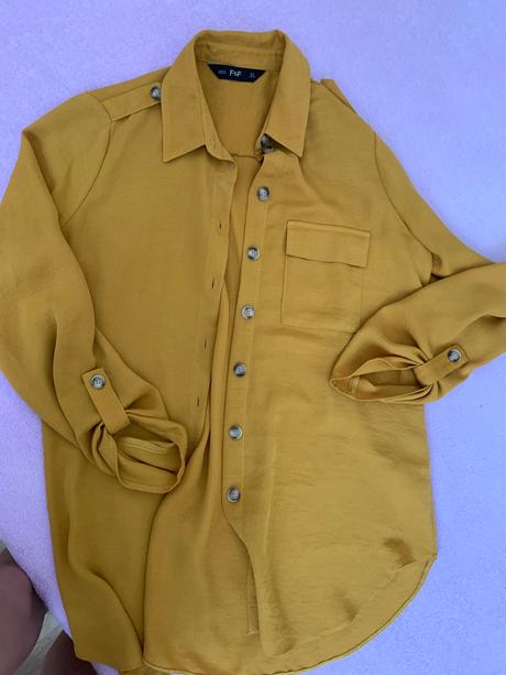 Dámske oblecenie, s