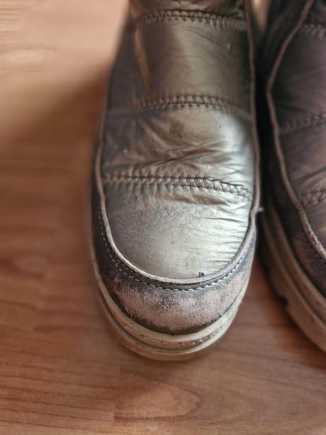 Dievcenske cizmizky, 38