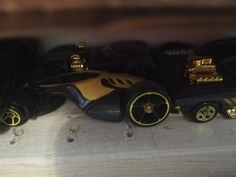 Ponúkam na predaj hot wheels, 