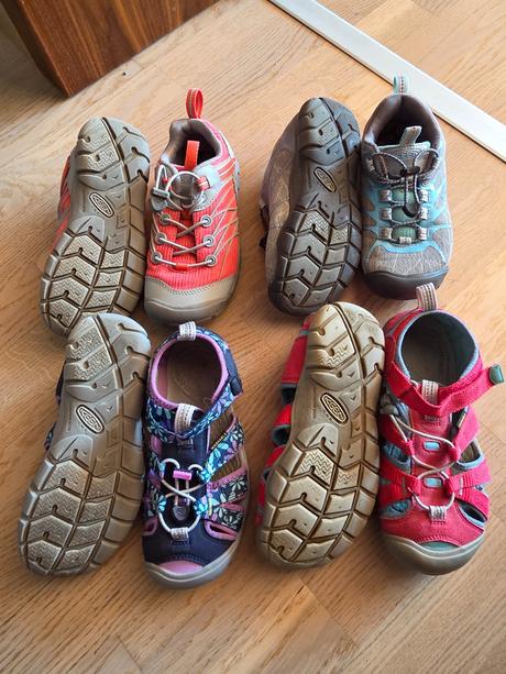 Set topanky + sandale keen, keen,32