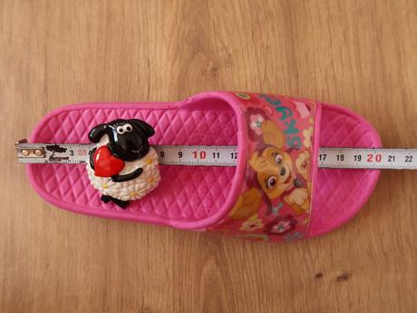 Dievčenské šľapky paw patrol skye č. 31 - top stav, 31