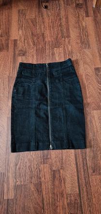 Riflova sukňa so zipsom, 40