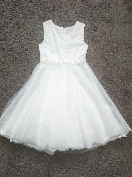 Šaty na 1.sv.prijmanie, 140