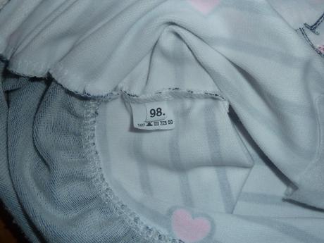 Šaty s mačičkou, 98