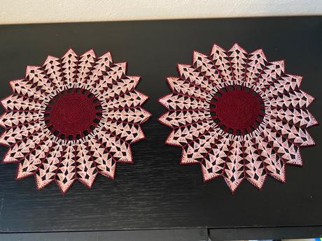 Hackovana decka/obrusok mandala, 