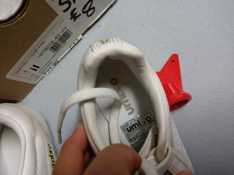 Tenisky "šrobovačky", umbro,26