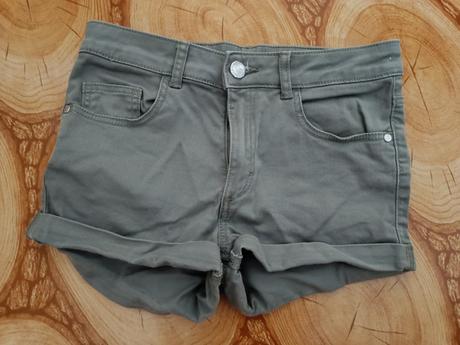 Zelené kraťasy, h&m,140